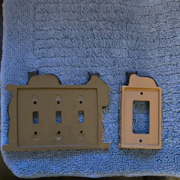 Bear-Themed Light Switch Cover Set - Black and Brown - Picture 8 of 15